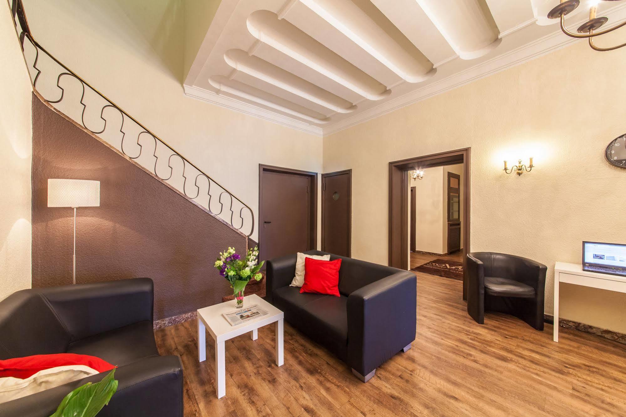 Hotel Maxim Duesseldorf City Bagian luar foto
